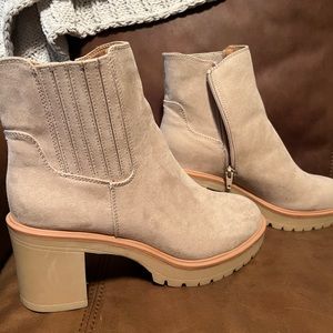 Women’s Platform booties
